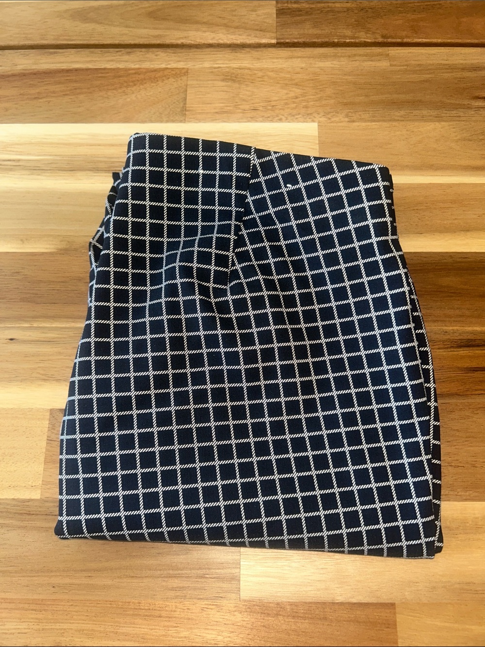 Michael Kors Black and White Grid Pants - Picture 6 of 6